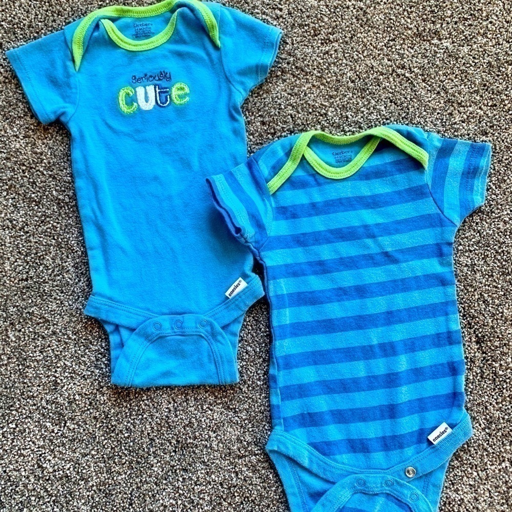 Gerber Onesies Set of 2 Aqua Blue and Green - 3-6 Months